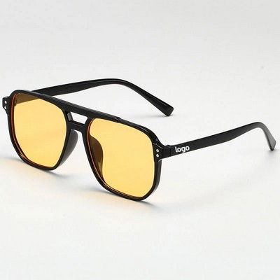 Square frame sunglasses with UV protection